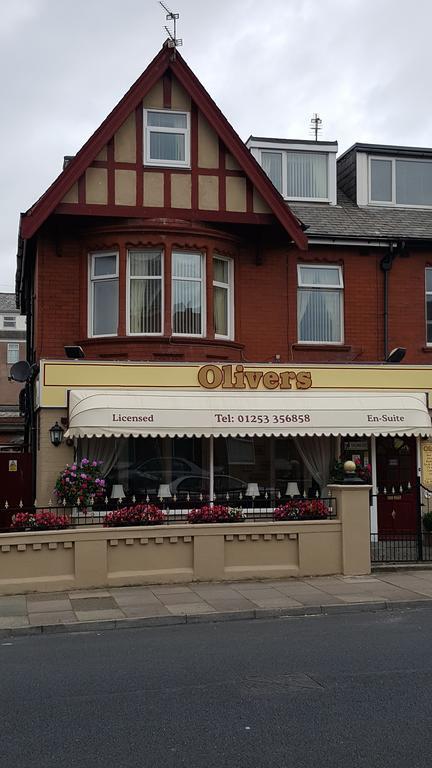 Olivers Strickley Over 35 Years Only Blackpool Kültér fotó
